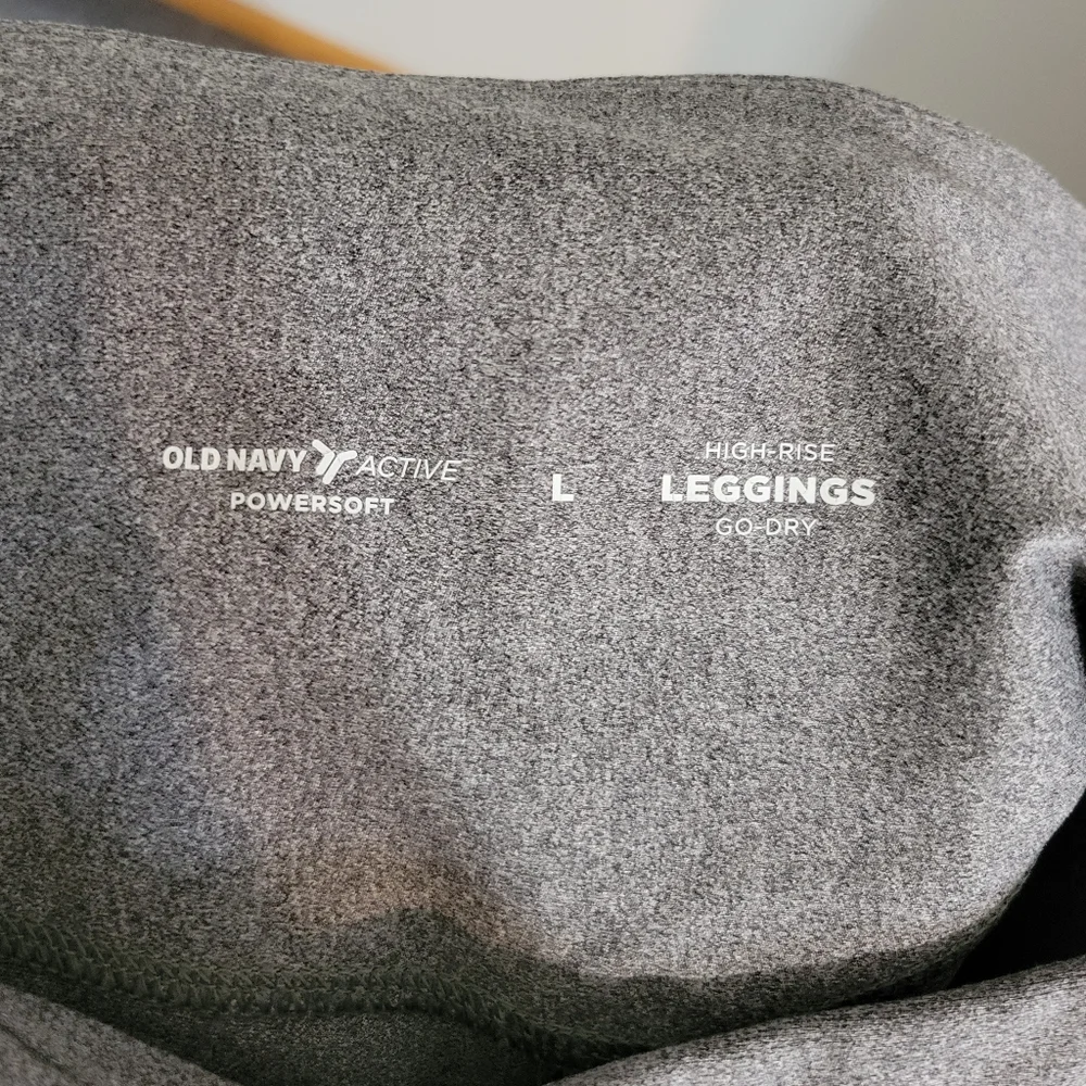 NWOT Powersoft Cropped Leggings - Picture 6 of 6